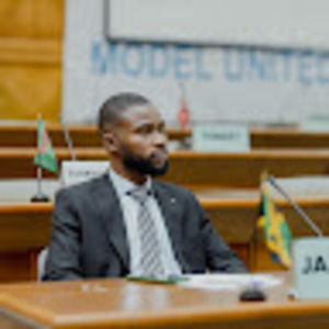 Meet your Posher, Frank